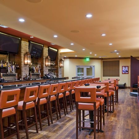 Holiday Inn San Antonio Northwest- Seaworld Area By Ihg Ресторан фото